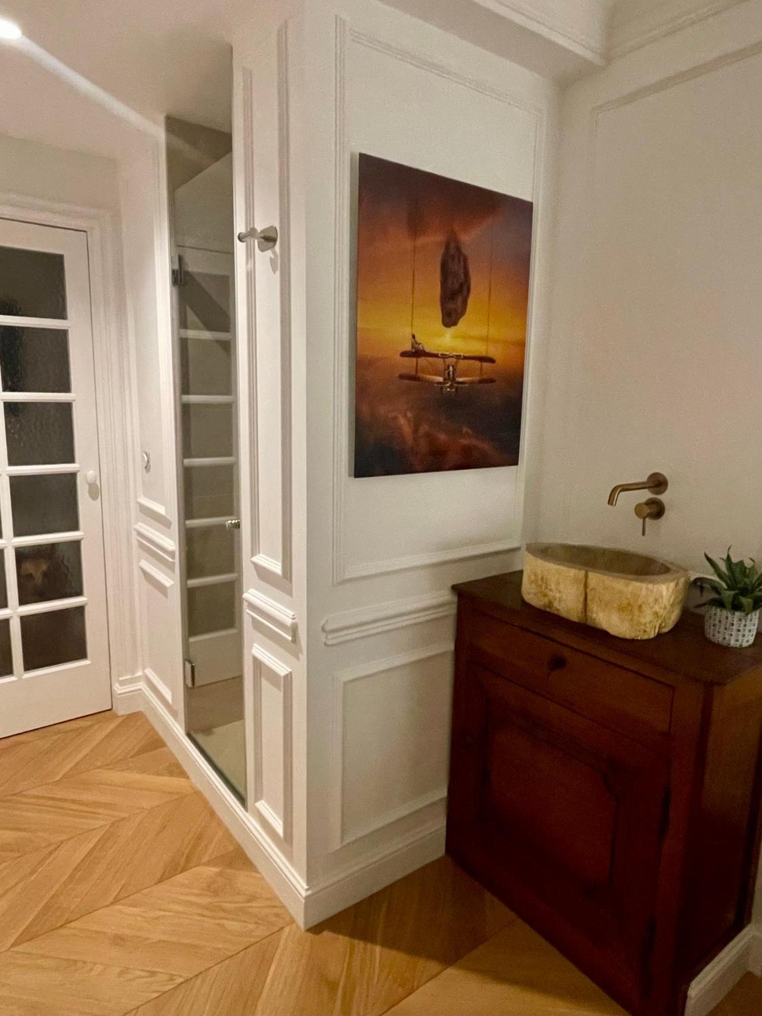 Appartement Apparemment Luxueux Niche Dans Les Arbres Narbonne