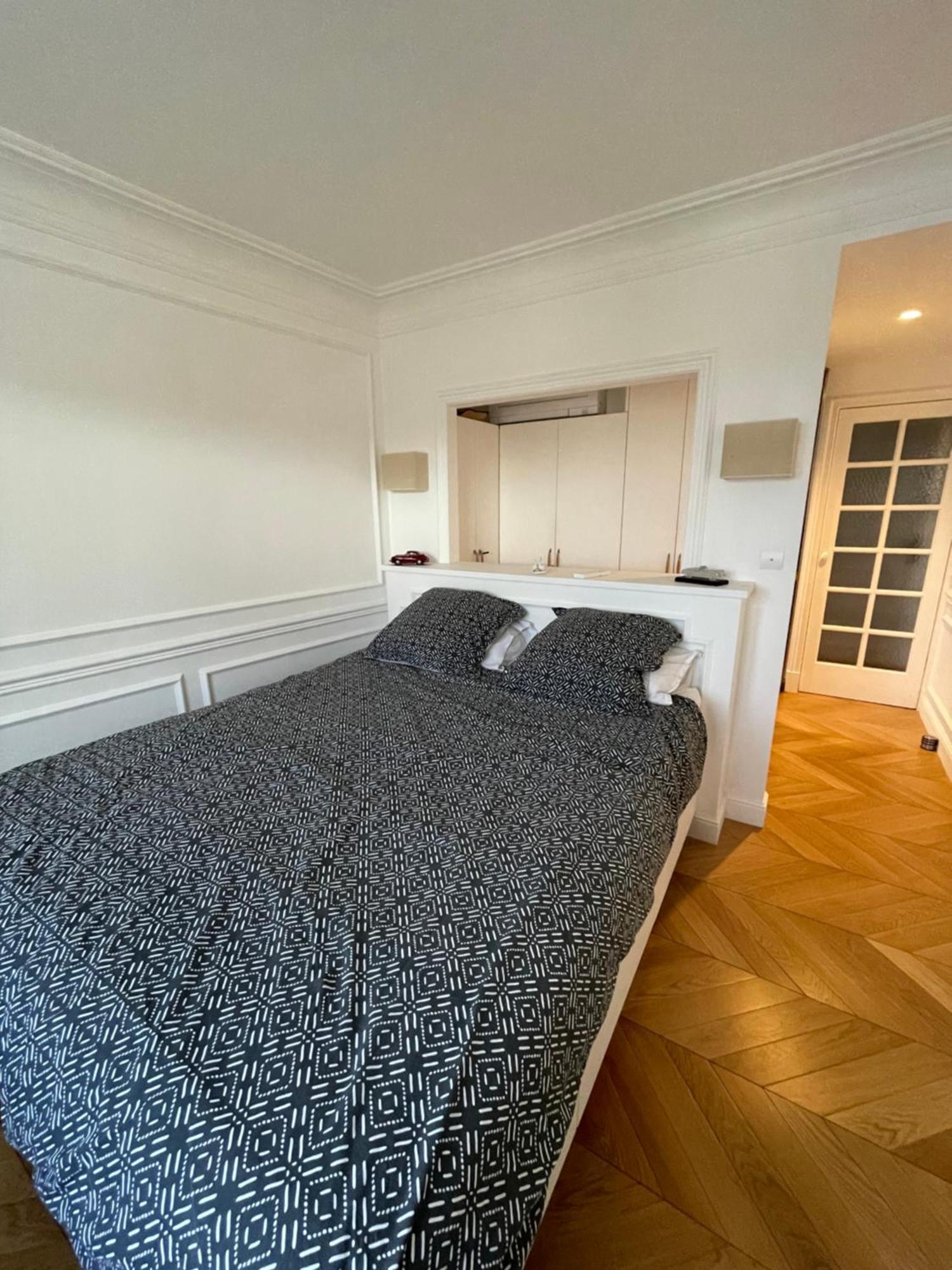 Appartamento Apparemment Niche Dans Les Arbres
